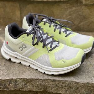 On Cloudrunner Women's size 9